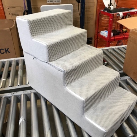 BRAND NEW- Dog Stairs for Small Dogs, 5-Step Dog Stairs for High Beds and Couch - Picture 7 of 7